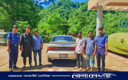 কাপ্তাইয়ে ১২০ লিটার চোলাই মদ ও প্রাইভেট কারসহ ৪ ব্যবসায়ী আটক