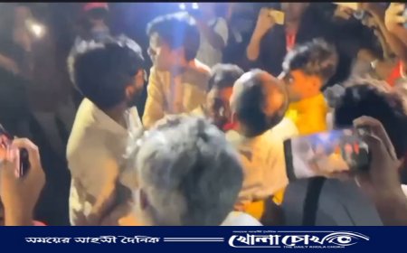 ‘জয় বাংলা’ স্লোগান দিয়ে জাপার হামলা