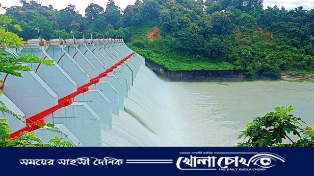 রাঙ্গামাটির কাপ্তাই বাঁধের ১৬টি স্পিলওয়ে খুলে দেওয়া হয়েছে