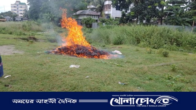 শ্রীনগরে পরিত্যক্ত ঘর থেকে ২ লাখ টাকার নিষিদ্ধ জাল উদ্ধার