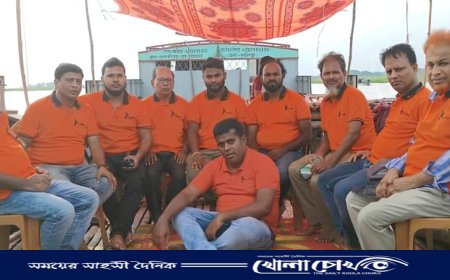 পদ্মার বুকে ভাসলো সাংবাদিকদের আনন্দতরী: চরভদ্রাসনে পিঠা উৎসবে ব্যতিক্রমী মিলনমেলা