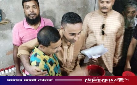 পিরোজপুরে ৩১ দফার লিফলেট বিতরণ ও পূজামণ্ডপ পরিদর্শনে আলাউদ্দিন খান