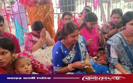 মাগুরায় মহাষ্টমী পূজায় ভক্তসমাগমে উৎসবের আমেজ