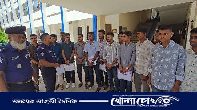 অভাব জয় করে পুলিশের কনস্টেবলে ২৩ জন: বাবার ঘাম ঝরানো স্বপ্ন পূরণের সারথি ওরা