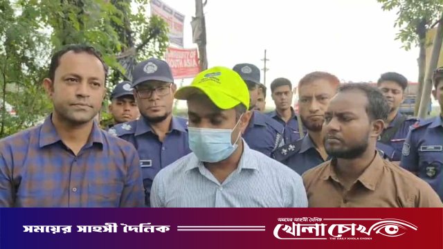 সাভারের মহাসড়কে পরিবেশ অধিদপ্তরের ভ্রাম্যমান আদালত পরিচালনা
