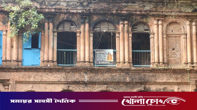 কালের সাক্ষী বাউশখালী জমিদার বাড়ি: জৌলুস হারিয়ে এক বুক হাহাকার