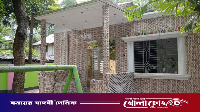 মুন্সীগঞ্জের শ্রীনগরে লীজের জমিতে বহুতল ভবন নির্মাণ