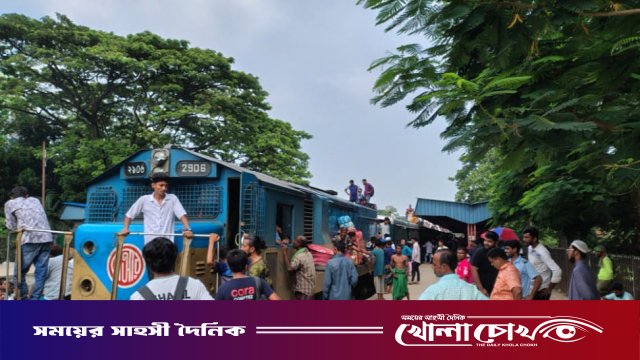 ব্রাহ্মণবাড়িয়ায় তিতাস কমিউটার ট্রেনের ইঞ্জিন বিকল, যাত্রীদের চরম ভোগান্তি