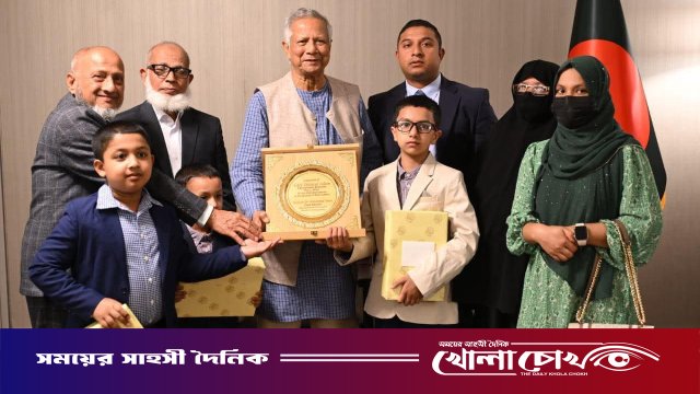 নিউইয়র্কে নিহত পুলিশ দিদারুলের পরিবারকে প্রধান উপদেষ্টার সম্মাননা