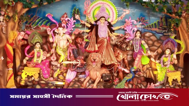 আলফাডাঙ্গায় পূজার মহোৎসব কেন্দ্রীয় শ্রী হরি মন্দিরে রেকর্ড ২৫১ প্রতিমায় দেব-দেবীর স্বর্গীয় সমারোহ