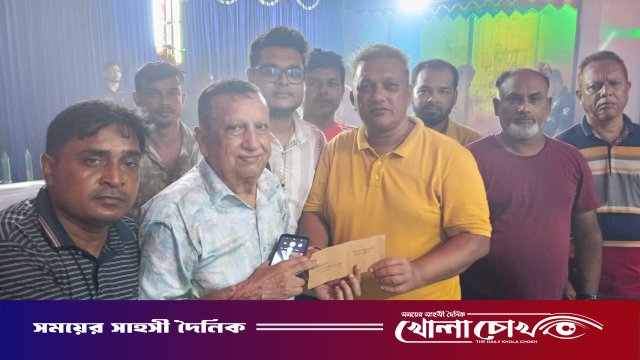 খোকসায় দূর্গাপূজা কমিটির সঙ্গে সৌজন্য সাক্ষাৎ করেছেন সাবেক বিএনপি মনোনীত মেয়র প্রার্থী