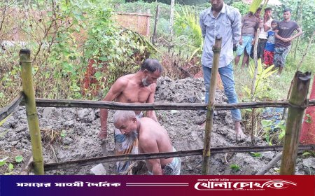 নোয়াখালীতে দাফনের দুই বছর পর নারীর মরদেহ উত্তোলন