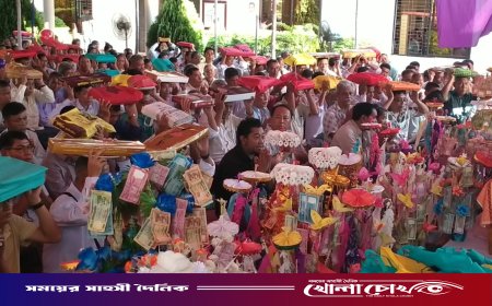 কাপ্তাইয়ে দুই বৌদ্ধ বিহারে শুভ কঠিন চীবর দান সম্পন্ন