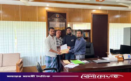 বলিপাড়া বাজারের অগ্নিকাণ্ডে ক্ষতিগ্রস্তদের পাশে উপজেলা প্রশাসন