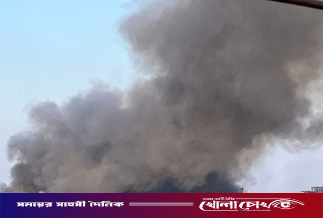 আগুনে পুড়ছে ঢাকা আন্তর্জাতিক বিমানবন্দর, সকল ফ্লাইট চট্টগ্রামে ডাইভার্ট করা হয়েছে