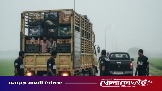 রাজবাড়ী-কুষ্টিয়া মহাসড়কে র্যাব পরিচয়ে মুরগি বোঝাই ভ্যান ছিনতাই