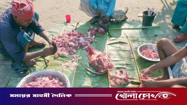 আগৈলঝাড়ায় জেলেদের দেওয়া সরকারি গরু জবাই করে বিক্রি