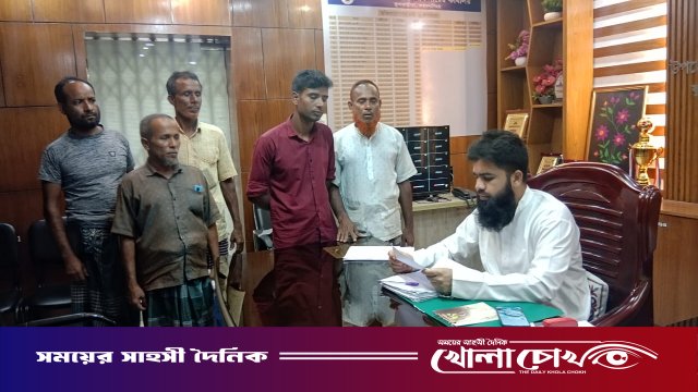 ফুলবাড়িয়ায় স্কুল ম্যানেজিং কমিটির নির্বাচন নিয়ে কারচুপির অভিযোগ