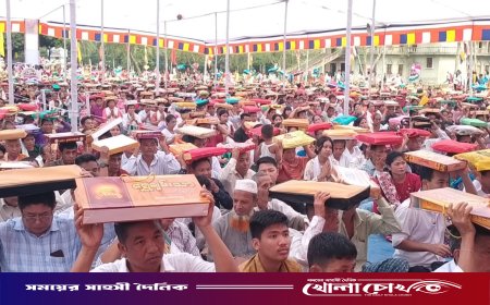 চিৎমরমে লাখো পুণ্যার্থীর অংশগ্রহণে কঠিন চীবর দানোৎসব সম্পন্ন