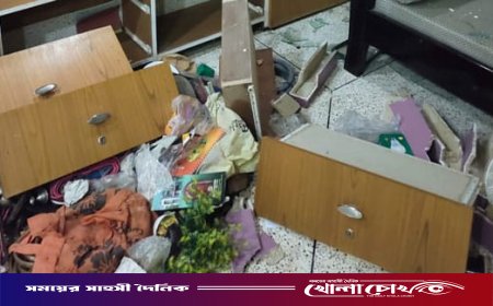 রাজশাহীতে ছাত্রলীগের সাবেক নেতার বাড়িতে ককটেল হামলা