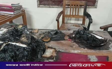 মহম্মদপুরে গ্রামীণ ব্যাংকের শাখায় অগ্নিকাণ্ড-দাপ্তরিক  কাগজপত্র ভস্মীভূত