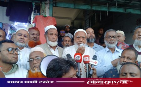 শ্রীনগরে গণসংযোগ ও বিএনপির ৩১ দফা কর্মসূচি লিফলেট বিতরণ করেছেন আলহাজ্ব মমিন আলী