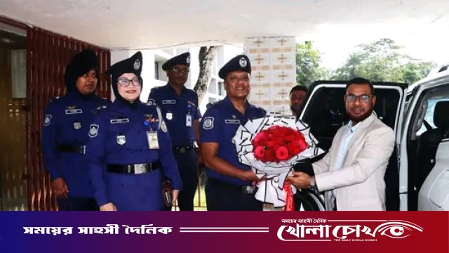 অতিরিক্ত আইজির পিরোজপুর পুলিশ লাইন্সের পুরুষ ফোর্সদের ব্যারাক পরিদর্শন