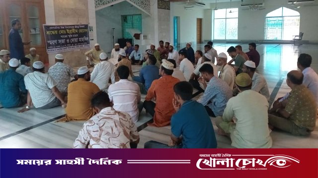 সালথায় সড়ক দুর্ঘটনায় নিহত শিক্ষকের স্মরণে দোয়া মাহফিল অনুষ্ঠিত