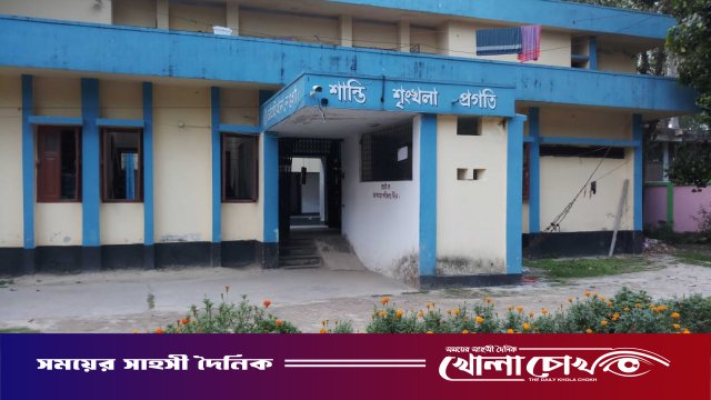 আত্রাইয়ে আ’লীগ নেতা শুকুর সরদার গ্রেফতার