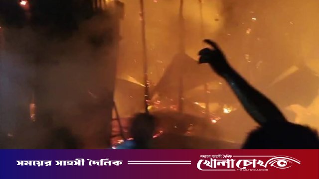 নগরকান্দায় মশার কয়েল থেকে আগুন: গবাদিপশুসহ পুড়ে ছাই ৩টি বসতঘর