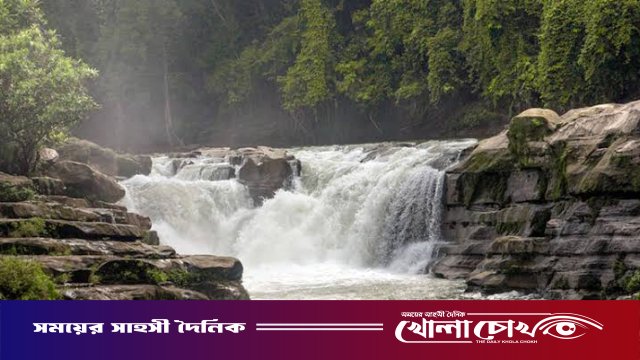 থানচিতে নিষিদ্ধ এলাকায় পর্যটক নিলেই গাইড ও মাঝির লাইসেন্স বাতিল