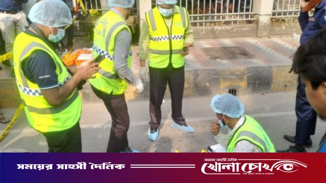 খুলনায় আদালত ভবনের সামনে দু’জনকে গুলি ও কুপিয়ে হত্যা
