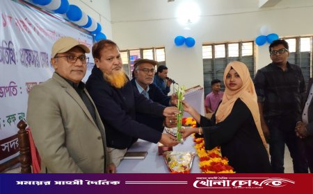 সদরপুর সরকারি কলেজে নবীনবরণে নবীন শিক্ষার্থীদের পদচারণায় মুখরিত ক্যাম্পাস