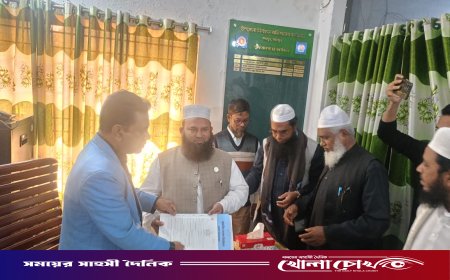 ফরিদপুর-৪ আসনে খেলাফত মজলিসের প্রার্থী মিজানুর রহমানের মনোনয়নপত্র সংগ্রহ