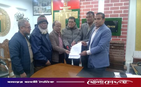 নওগাঁ-৬ আসনে মনোনয়নপত্র জমা দিলেন বিএনপির মনোনীত প্রার্থী শেখ রেজাউল ইসলাম