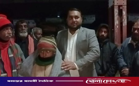 আত্রাইয়ে ইউএনও শেখ মো. আলাউল ইসলামের শীতবস্ত্র বিতরণ