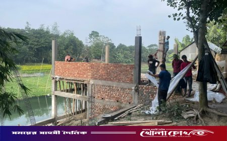 সালথায় কুমার নদী দখল করে ভবন নির্মাণ, হুমকিতে নদী ও পরিবেশ