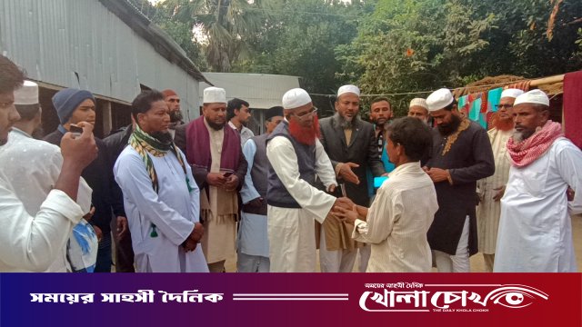 সালথায় সংঘর্ষে ক্ষতিগ্রস্ত বাড়িঘর ঘুরে দেখলেন জামায়াত নেতারা