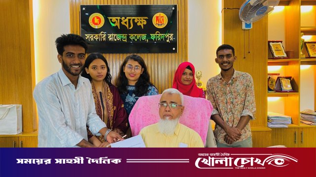 সরকারি রাজেন্দ্র কলেজে সাধারণ শিক্ষার্থীদের স্মারকলিপি প্রদান