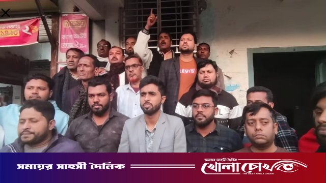 ওসমান হাদির ওপর হামলার প্রতিবাদে বোয়ালমারীতে বিএনপির বিক্ষোভ মিছিল