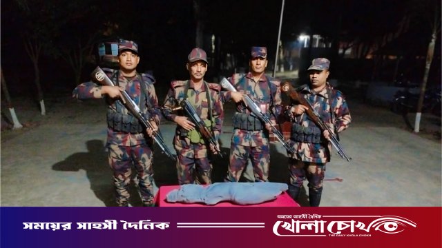 নওগাঁ সীমান্তে পুকুর খননকালে ১৫ কোটি টাকার কষ্টিপাথরের মূর্তি উদ্ধার