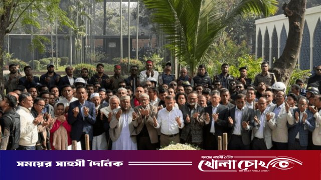 শরিফ ওসমান হাদির কবর জিয়ারত করলেন তারেক রহমান