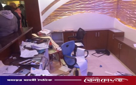 বেগমগঞ্জ চৌমুহনীতে হাসপাতালে হামলার প্রতিবাদে মানববন্ধন