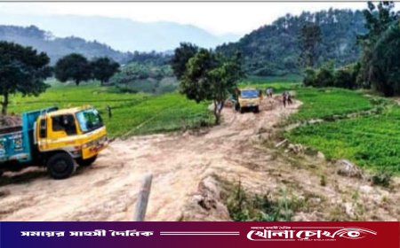 থানচিতে রাতের আঁধারে শঙ্খের বালু লুট: ট্রাকের শব্দে অতিষ্ঠ জনজীবন, প্রশাসনের নীরবতা