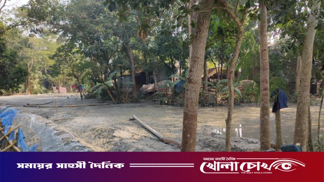 নগরকান্দায় ফসলি জমি ধ্বংস করে বছরজুড়ে অবৈধ বালু উত্তোলন, প্রশাসনকে বৃদ্ধাঙ্গুলি