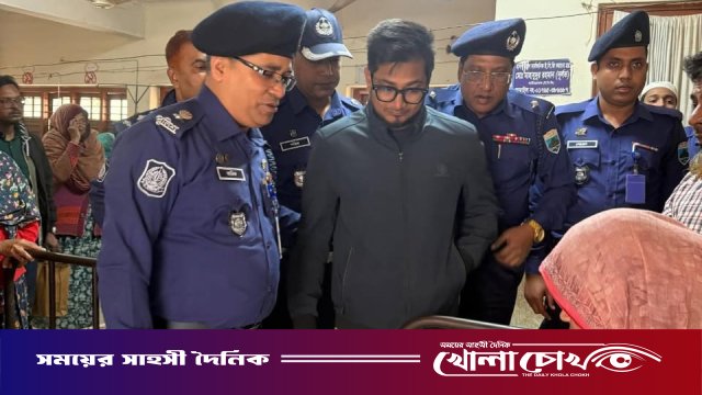 নওগাঁয় শিশু সন্তানকে আত্রাই   নদীতে ফেলে দিলেন মা, জীবিত উদ্ধার করলো পুলিশ