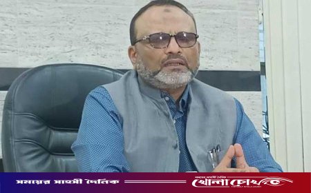 ঢাকা বিশ্ববিদ্যালয়ের উপাচার্য অধ্যাপক ড. নিয়াজ আহমদ খানের পদত্যাগ