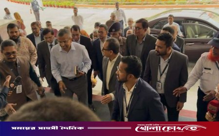 বাংলাদেশ ব্যাংকের ১৪তম গভর্নর হিসেবে মোহাম্মদ মোস্তাকুর রহমানের দায়িত্ব গ্রহণ