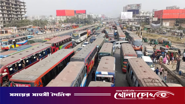 গ্যাসের দাবিতে উত্তাল রায়েরবাগ-শনিরআখড়া: ঢাকা-চট্টগ্রাম মহাসড়ক অবরোধ