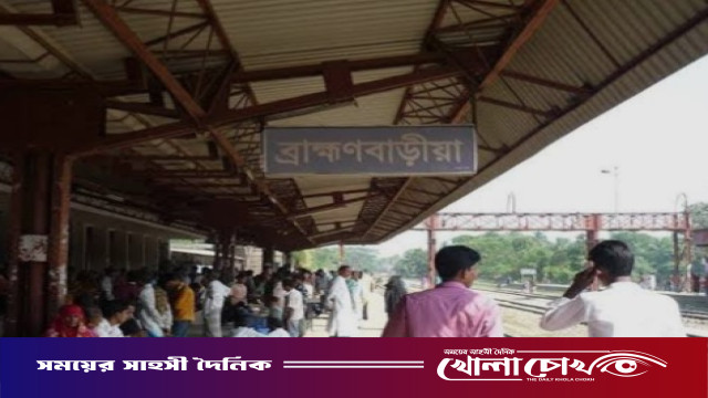 ঘুষের বিনিময়ে ট্রেন ভ্রমণের সুযোগ: মহানগর প্রভাতীর ৩ কর্মী বরখাস্ত